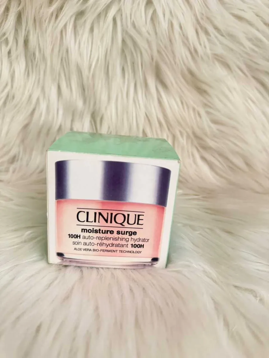 Clinique Moisture Surge 100H Auto- Replenishing Hydrator