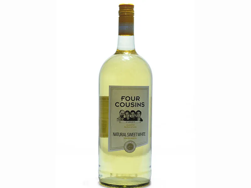 Four Cousins Natural sweet White 1.5L